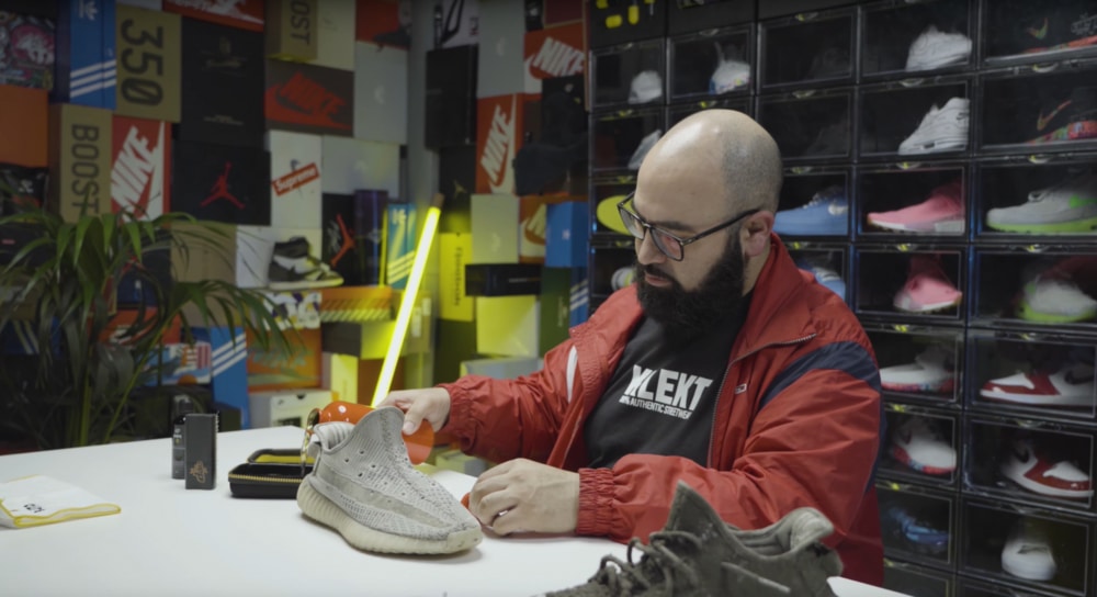 How to Clean the adidas Yeezy 350 Boost V2 Static Crep Protect MY